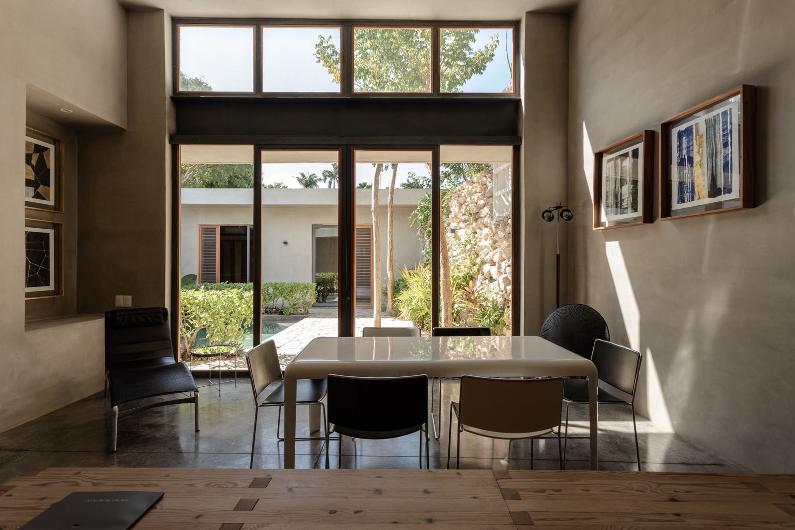 Interior residencial de arquitectura contemporánea en Mérida